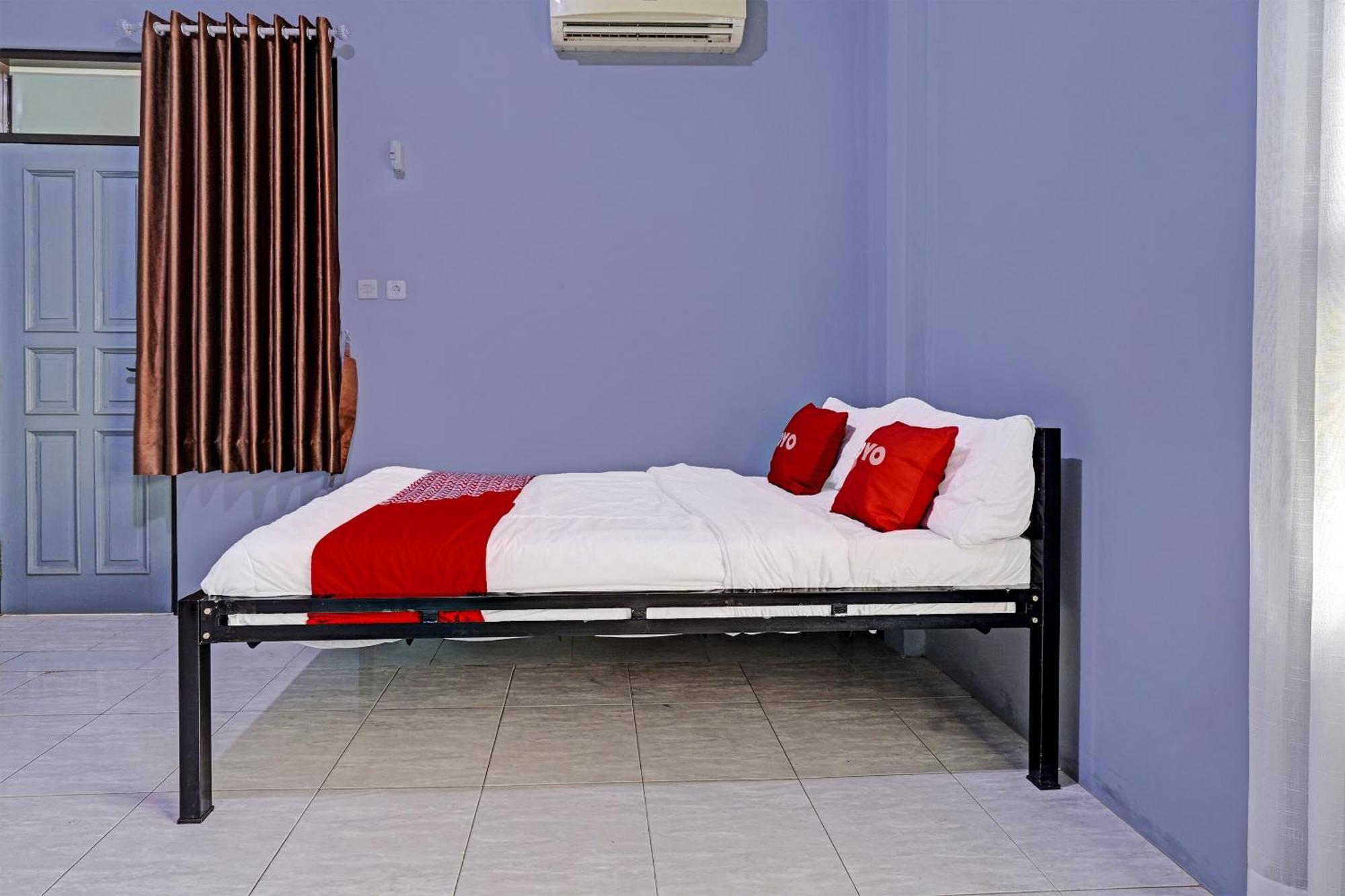 Oyo Life 91592 Aaliya Guest House Syariah Lebakwangi 外观 照片