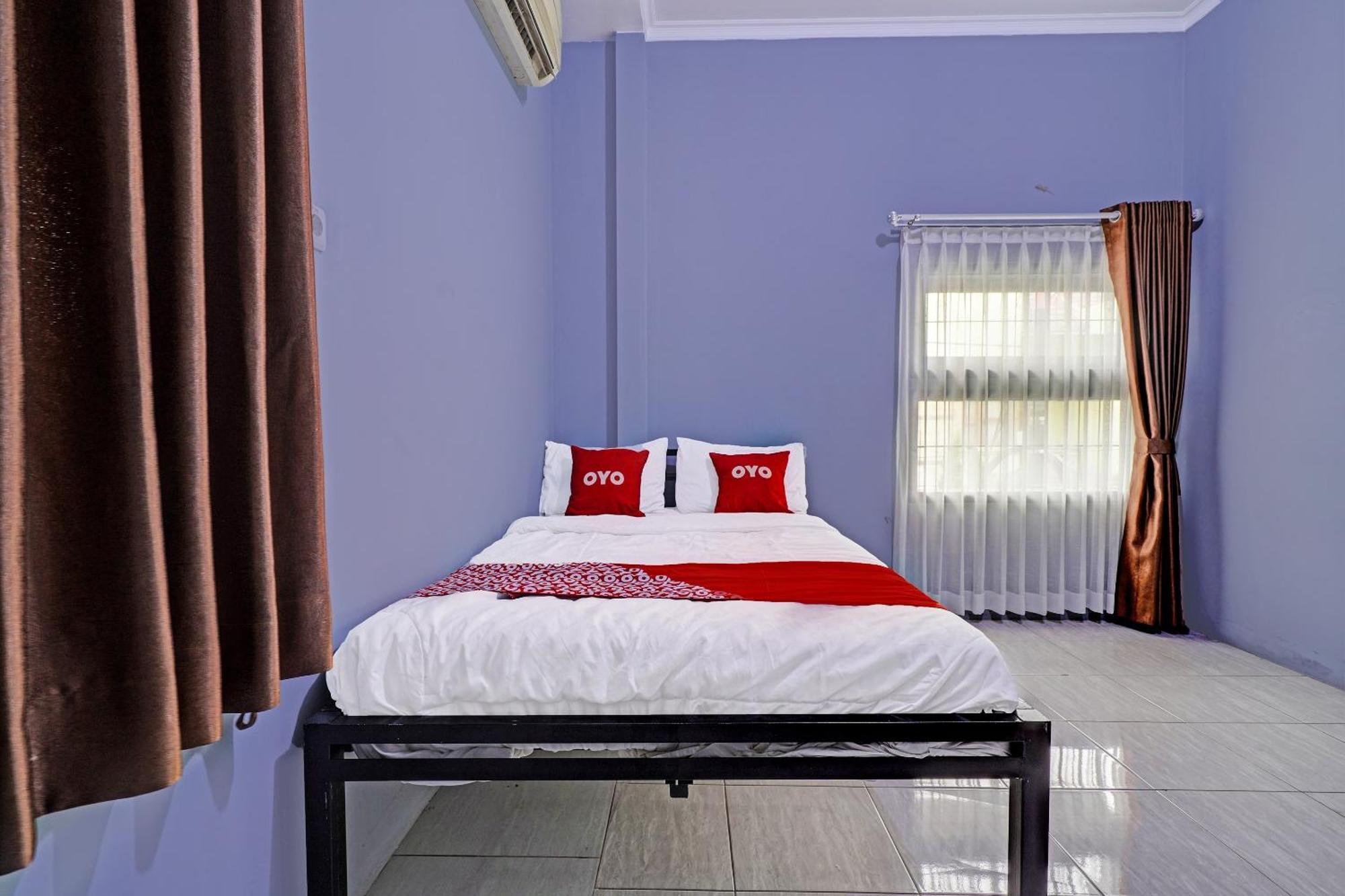 Oyo Life 91592 Aaliya Guest House Syariah Lebakwangi 外观 照片