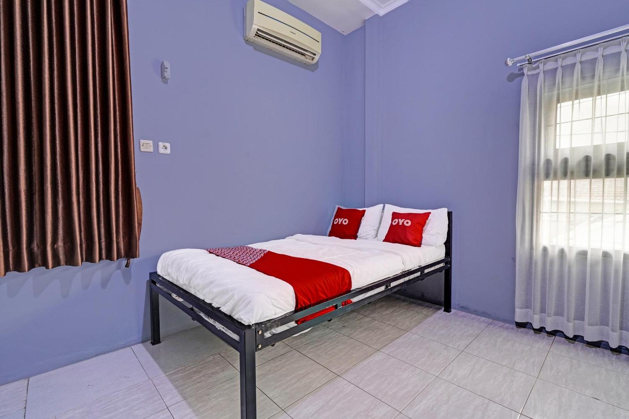 Oyo Life 91592 Aaliya Guest House Syariah Lebakwangi 外观 照片